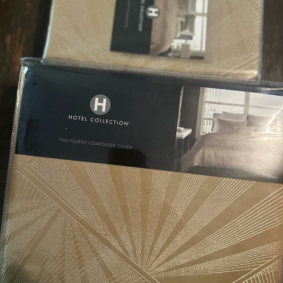 NWT Hotel Collection comforter and 2 shams Queen size  Taupe/goldish color - Picture 1 of 6